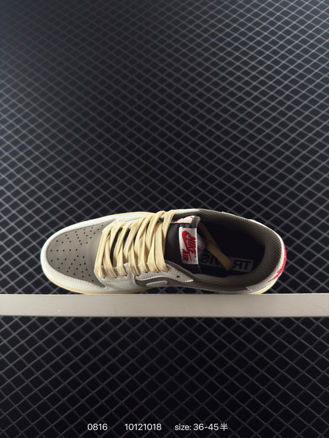 Travis Scott x Air Jordan 1 ” Reverse Mocha “